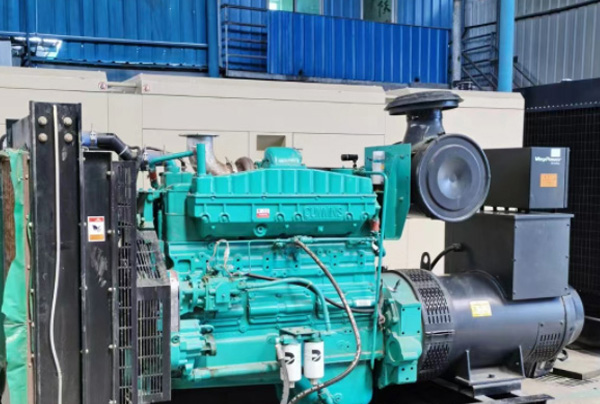 发电机散热器安装：进风角度与散热距离把控，避免机组高温停机